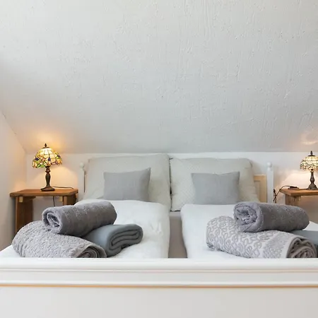 아파트 Valyog Vendeghaz