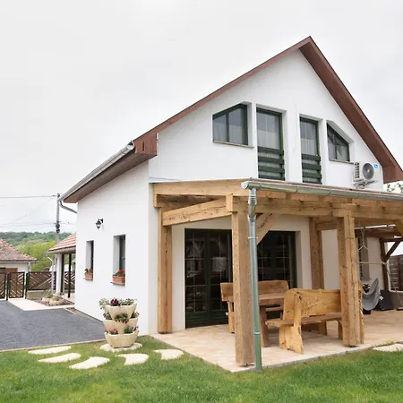 Valyog Vendeghaz Lejlighed *